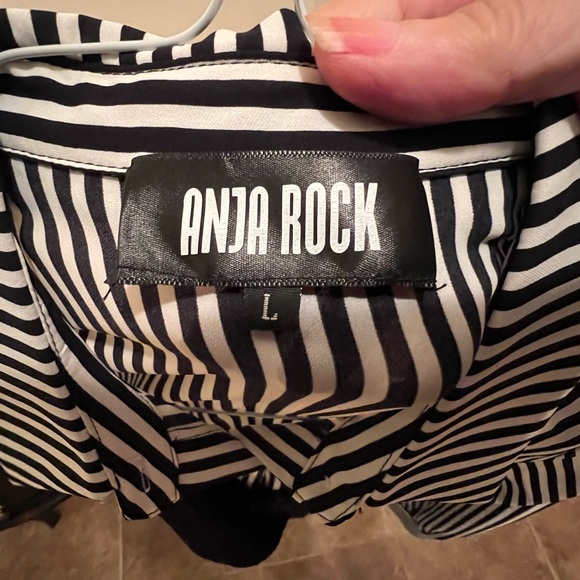 Shirt - Picture 5 of 6